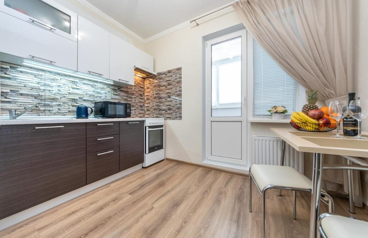 Осокорки Русовой 3 Daire Kiev Dış mekan fotoğraf